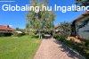 K�tlakr�szes csal�di h�z, modern lak�parkban elad�, Szombath