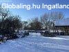 Potyond - lak�h�z nagy telken gazdas�gi �p�letekkel ela