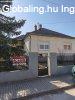 Esztergom-kertv�rosban, j� �llapot�, h�rom szob�s csal�di h�