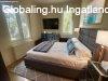 Elad� csal�di h�z P�ty, 	�falu