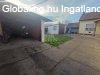 Elad� csal�di h�z Baja, 	Aldi, Spar k�zel�ben