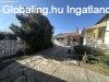 Elad� 73.00 nm-es K�zepes �llapot� Csal�di h�z B�k�scsaba