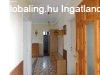 Panellak�s �rban elad� csal�di h�z T�con