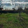 Elad� csal�di h�z J�szkis�ren