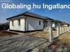 Velence, ahol a t�parti �let �s a k�nyelem tal�lkozik
