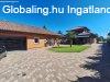 Elad� h�z, Tiszaf�ldv�r