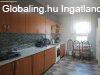 Fel�j�tott bels�, tov�bb alak�that� k�ls� ? csal�di h�z elad