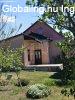 Elad� csal�di h�z F�t, 	mindenhez k�zel