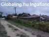 Elad� T�szegen egy fel�j�tand� h�rom szob�s csal�di h�z
