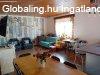 Kecskem�t, kis Tesco k�zel�ben, 2 rendbeli csal�di h�z elad�