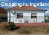 Elad� 140.00 nm-es Csal�di h�z Hern�d