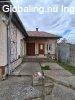 Elad� 85.00 nm-es Fel�j�tand� Csal�di h�z Dabas