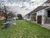 Elad� csal�di h�z Mocsa, 	Kis utca