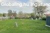 Elad� 107.00 nm-es Fel�j�tott Csal�di h�z Mosonmagyar�v�r