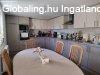 Elad� 115.00 nm-es Fel�j�tott Csal�di h�z P�cs Szabolcs 