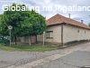 Fel�j�tand� csal�di h�z az �chim lak�telep mellett