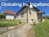 Vid�ki nyugalom P�k�n - 3 szob�s, T�GLA csal�di h�z gar�zzsa