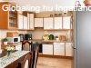 Fel�j�tott bels� t�r, saj�t udvar �s dupla gar�zs ? 95 m�-es