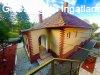 Donneri v�rosr�sz csendes utc�j�ban, ak�r k�t gener�ci� sz�m
