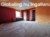 Elad� 77.00 nm-es Fel�j�tand� Csal�di h�z M�nfa