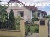 Elad� csal�di h�z Cs�nye, 	Sport utca