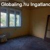 Ecsegen csal�di h�z elad�