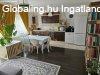 Elad�  �rd, 	�rdliget csendes, kertv�rosi r�sz�n