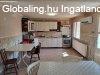Kis h�z kis udvarral