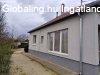 Kecskem�t, nagy Tesc� k�zel�ben, nagy telken, 3 szob�s fel�j