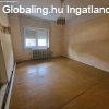 B�k�sszentandr�s k�zpontj�ban csal�d h�z elad�! 