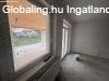 Napelemes emeltszint� f�t�sk�sz csal�di h�z elad�